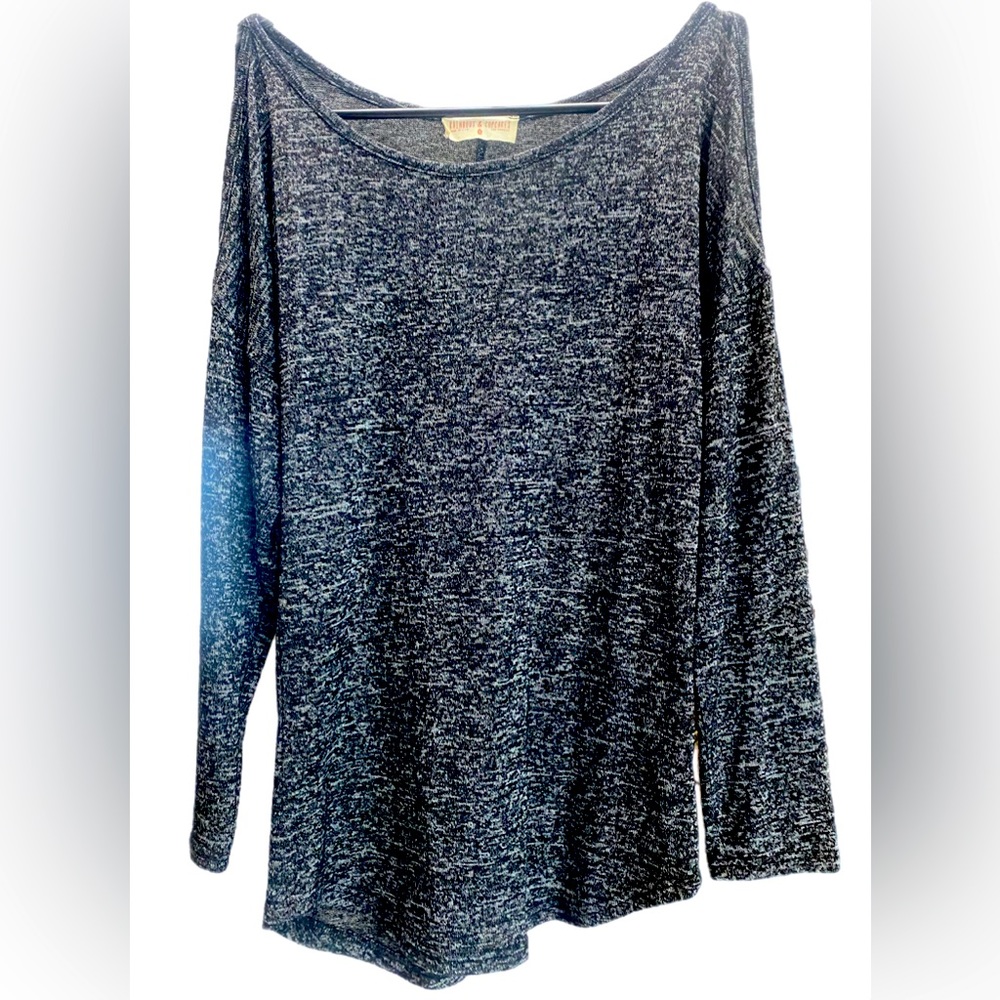 Rainbows & Cupcakes Cold Shoulder Black/Gray Light Weight Sweater, Juniors Small
